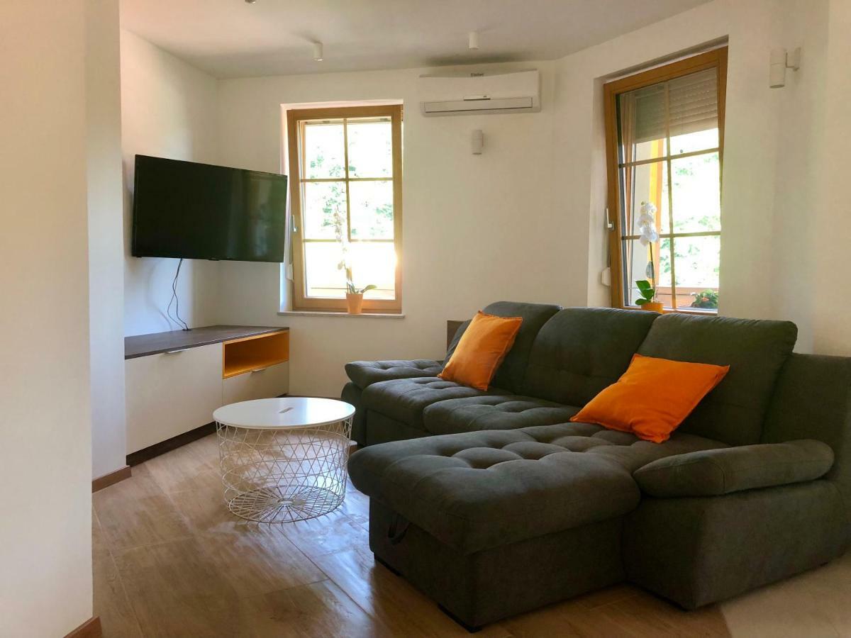 Apartmani Izvor - توهيلجسكي توبليس المظهر الخارجي الصورة